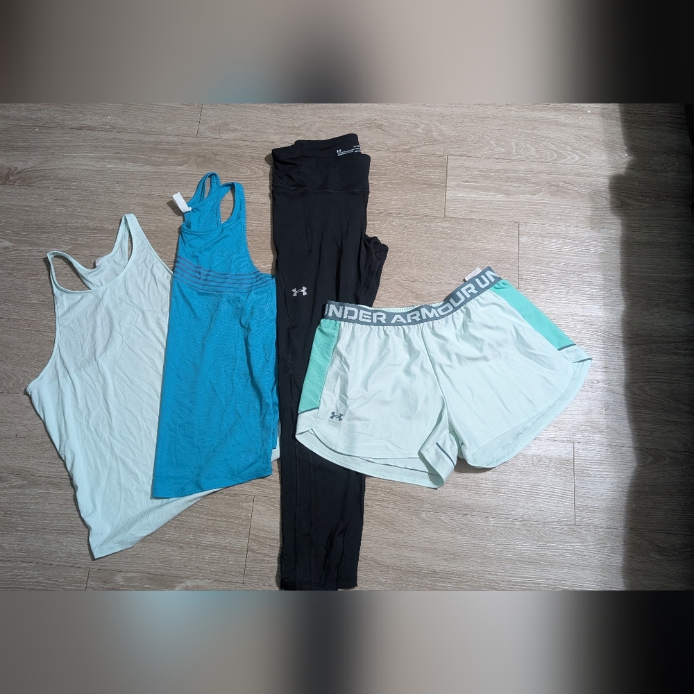 Under Armour Size Large Woman's Bundle